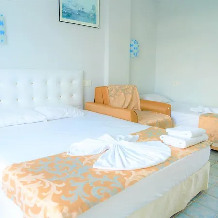 Mirasu Hotel *